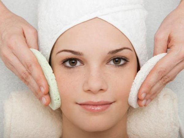 Higijenski tretman lica za čišćenje od virusa i bakterija